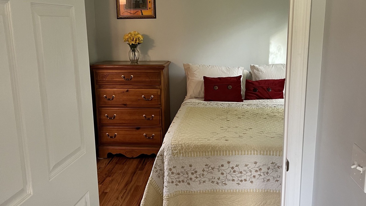 Photo of Bedroom in Floyd