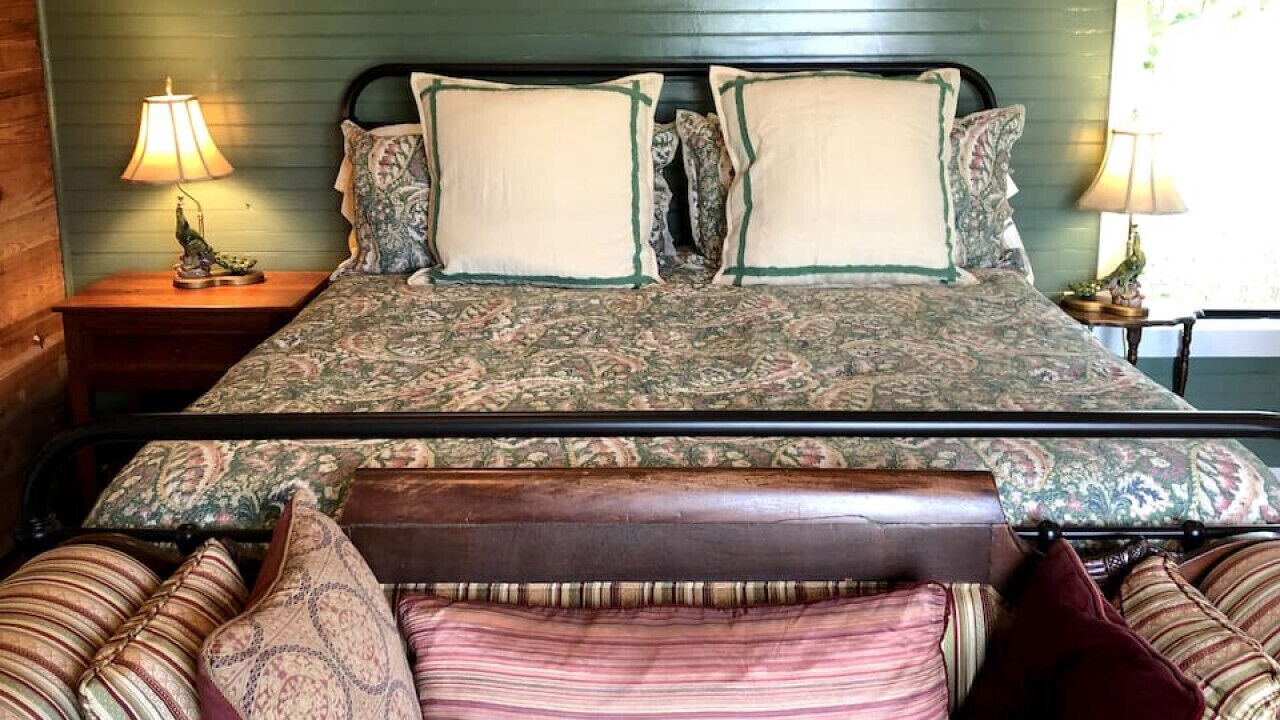 Photo of Bedroom in Albert