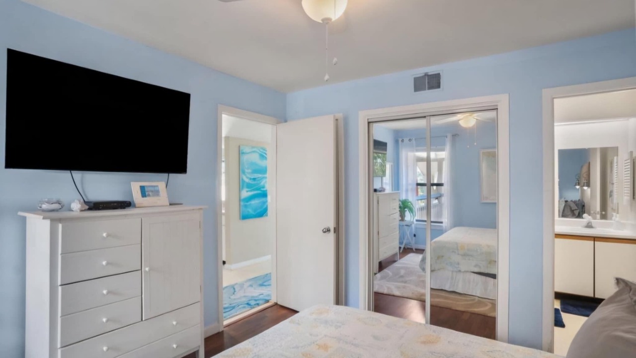 Photo of Bedroom in Beachwalk
