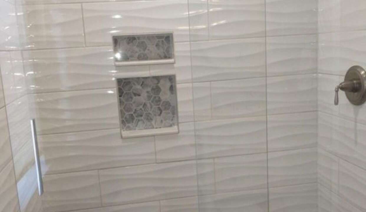 Photo of Bathroom in Beachwalk