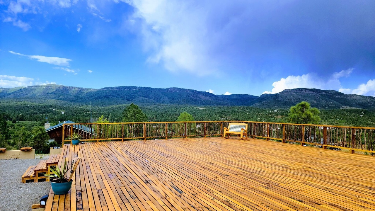 Photo of Patio Balcony in Timberon
