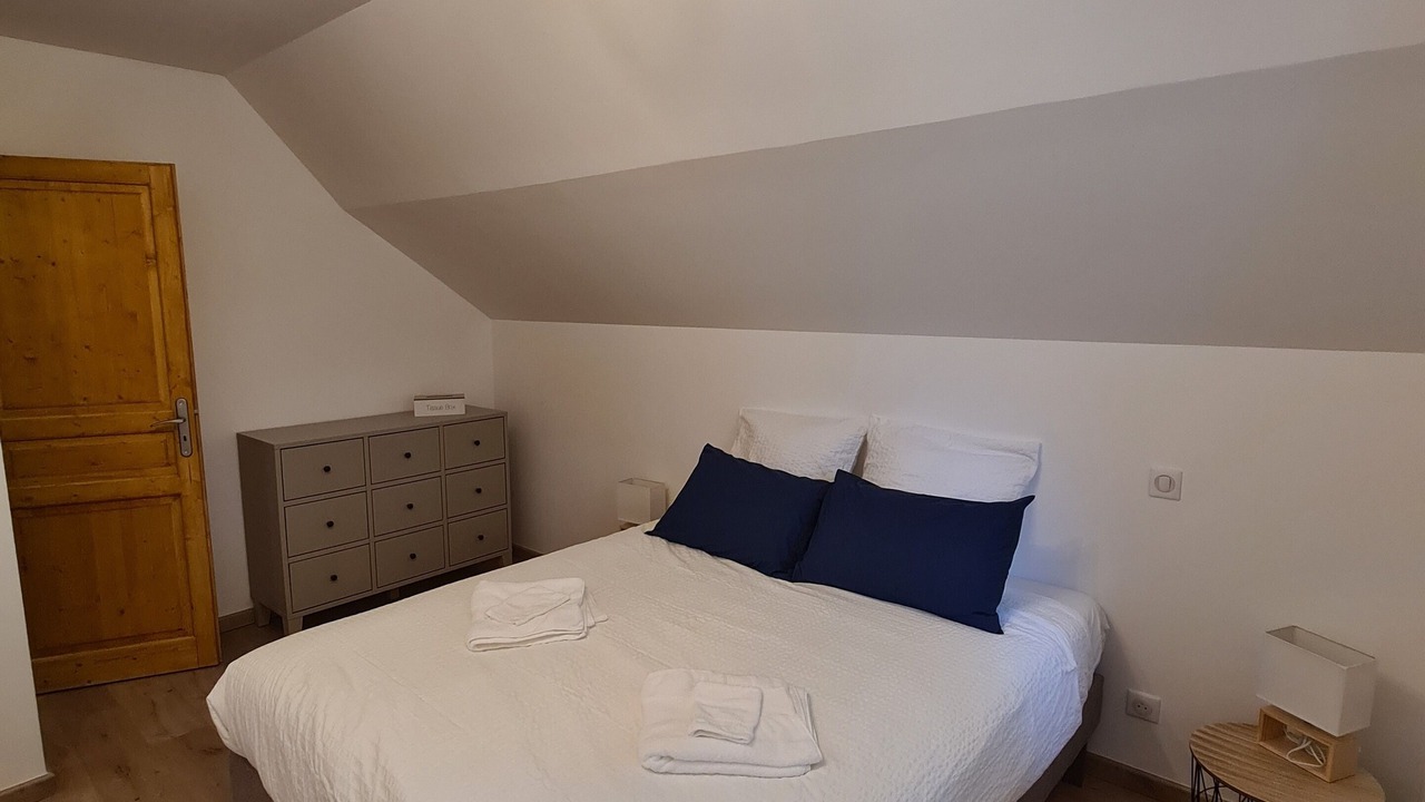 Photo of Bedroom in Rue