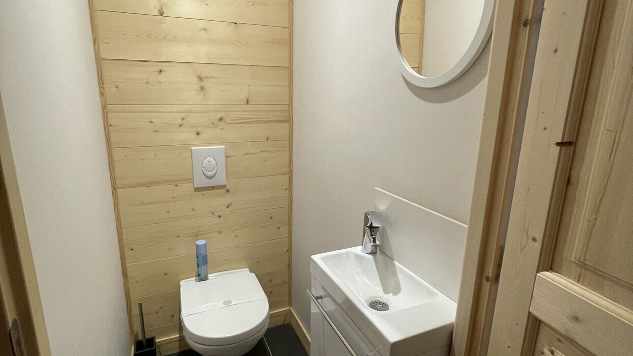Photo of Bathroom in Laveissiere