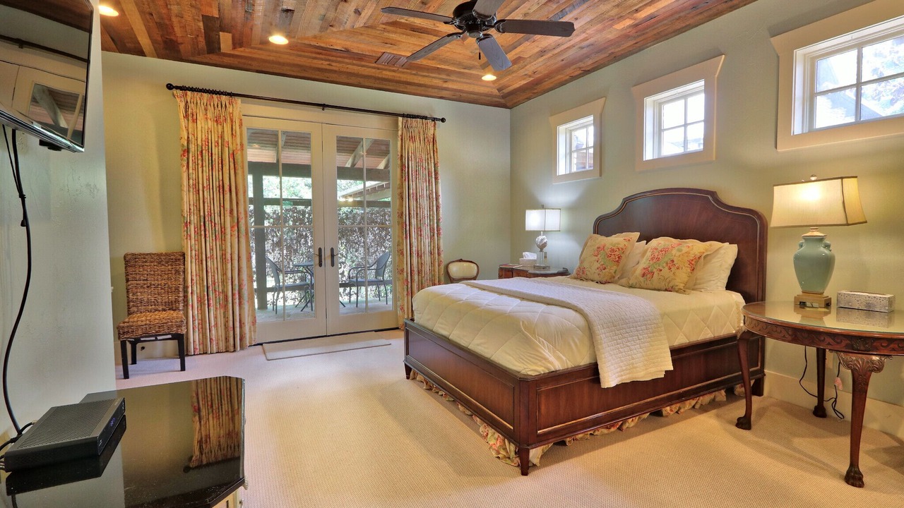 Photo of Bedroom in Buda