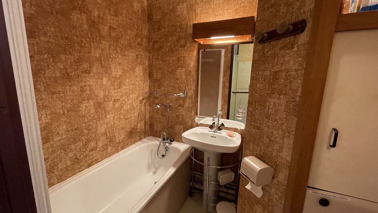 Photo of Bathroom in Laveissiere