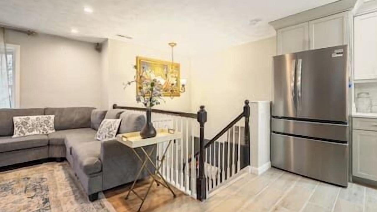Photo of Livingroom in Revere