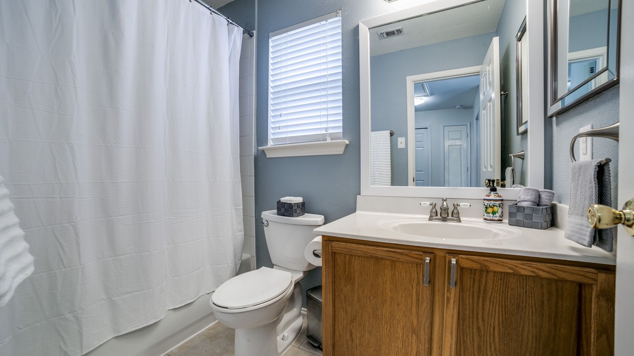 Photo of Bathroom in Far North Central