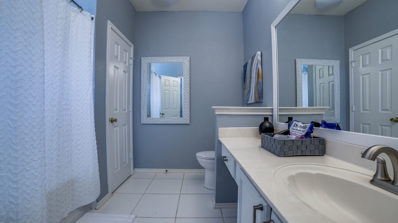 Photo of Bathroom in Far North Central