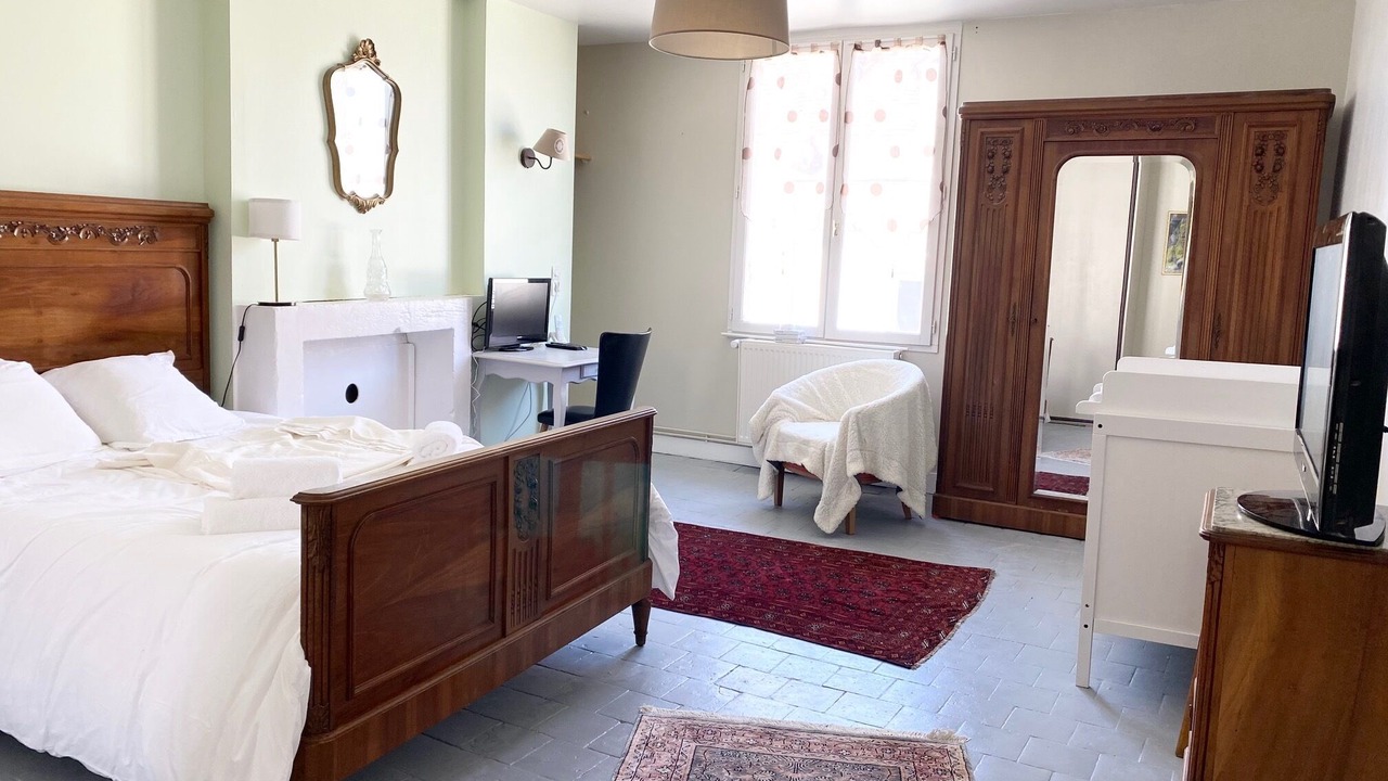 Photo of Bedroom in Loches