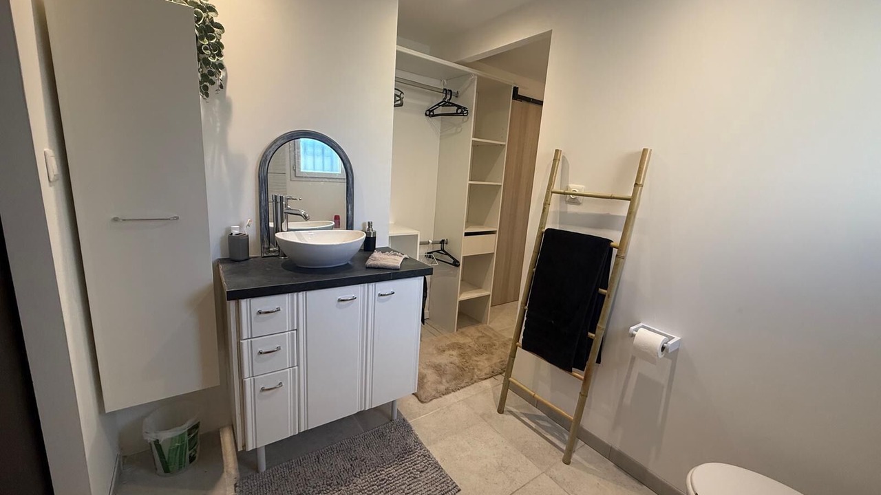 Photo of Bathroom in Boisset-et-Gaujac