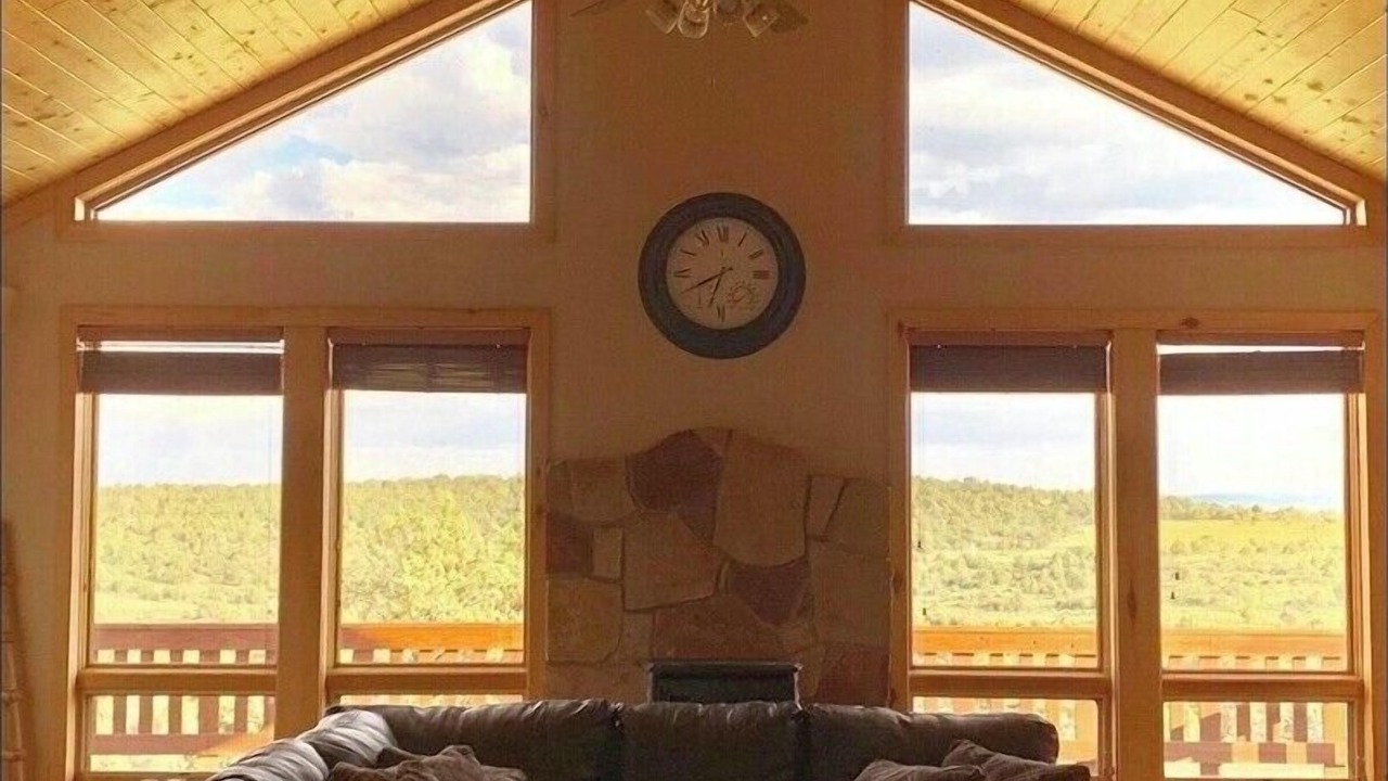 Photo of Livingroom in Bayfield