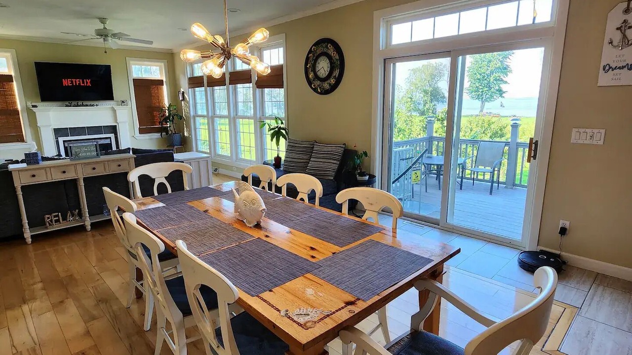 Photo of Livingroom in Bridgeport