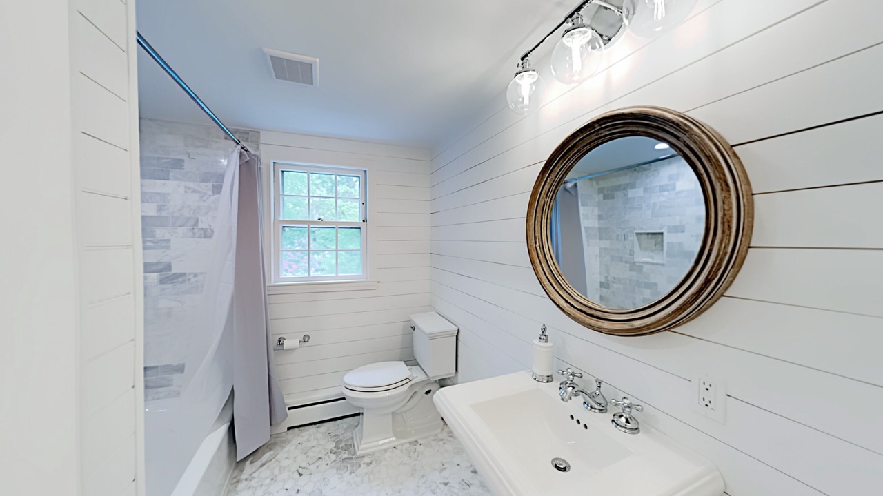 Photo of Bathroom in Cummaquid