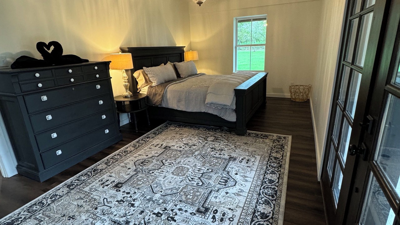 Photo of Bedroom in Alvin