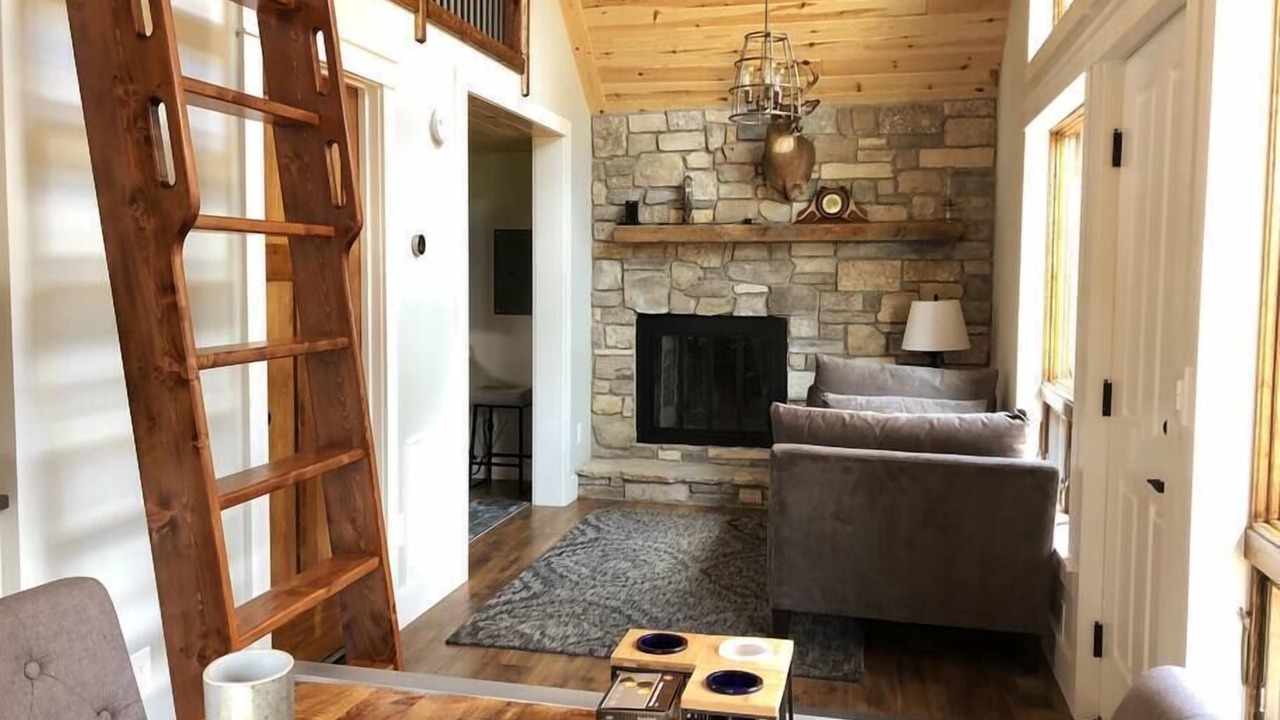 Photo of Bedroom in Grayling