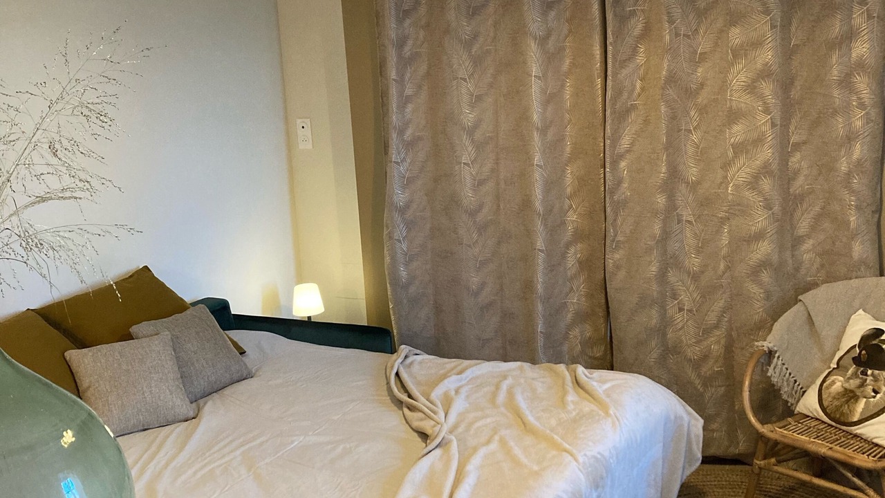 Photo of Bedroom in Brassempouy