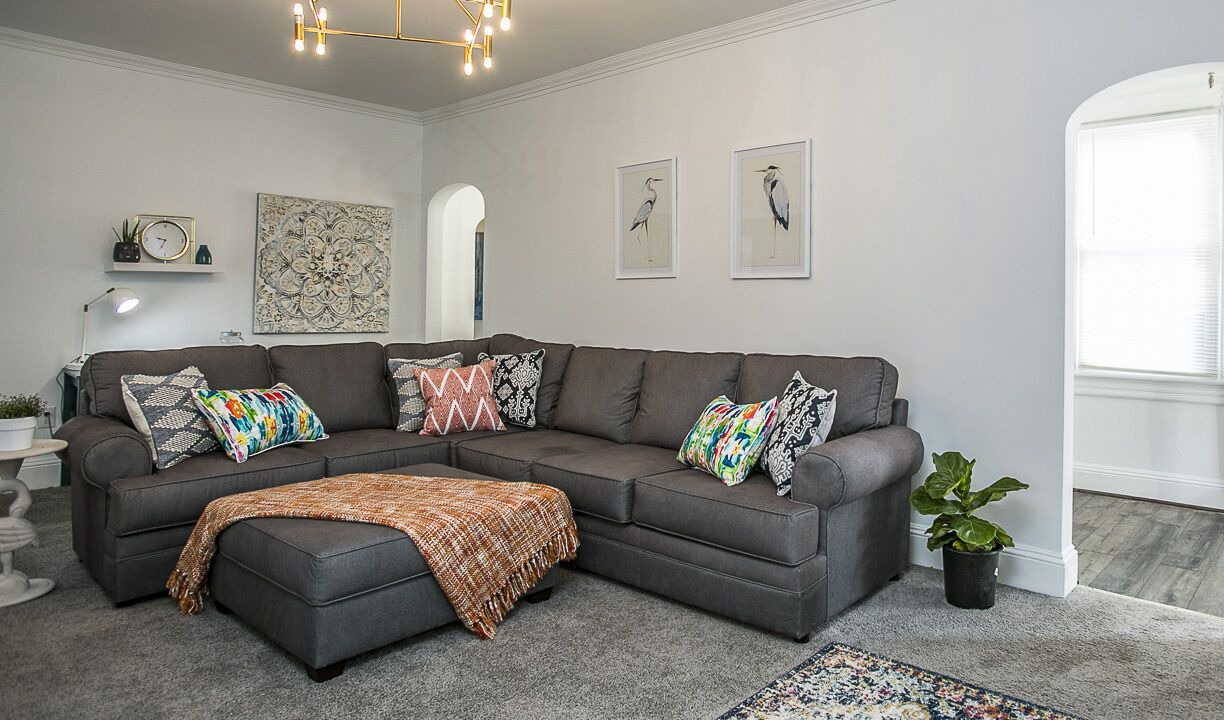 Photo of Livingroom in Downtown