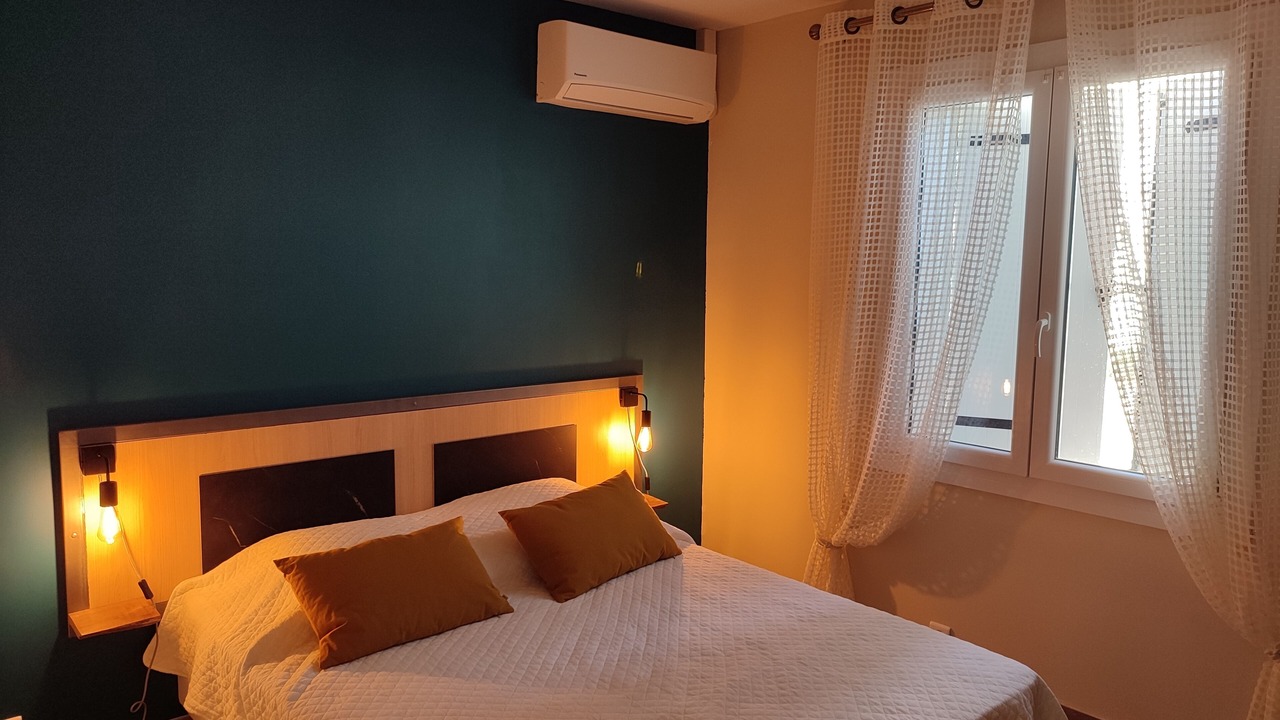 Photo of Bedroom in Chateaurenard