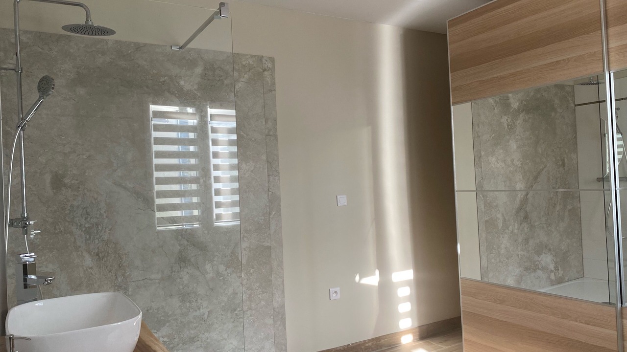 Photo of Bathroom in Chateaurenard