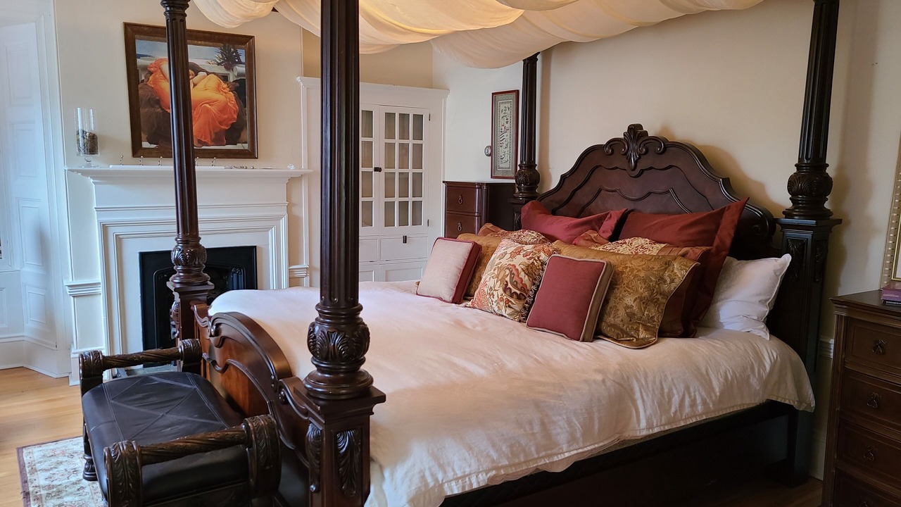 Photo of Bedroom in Downtown Halifax