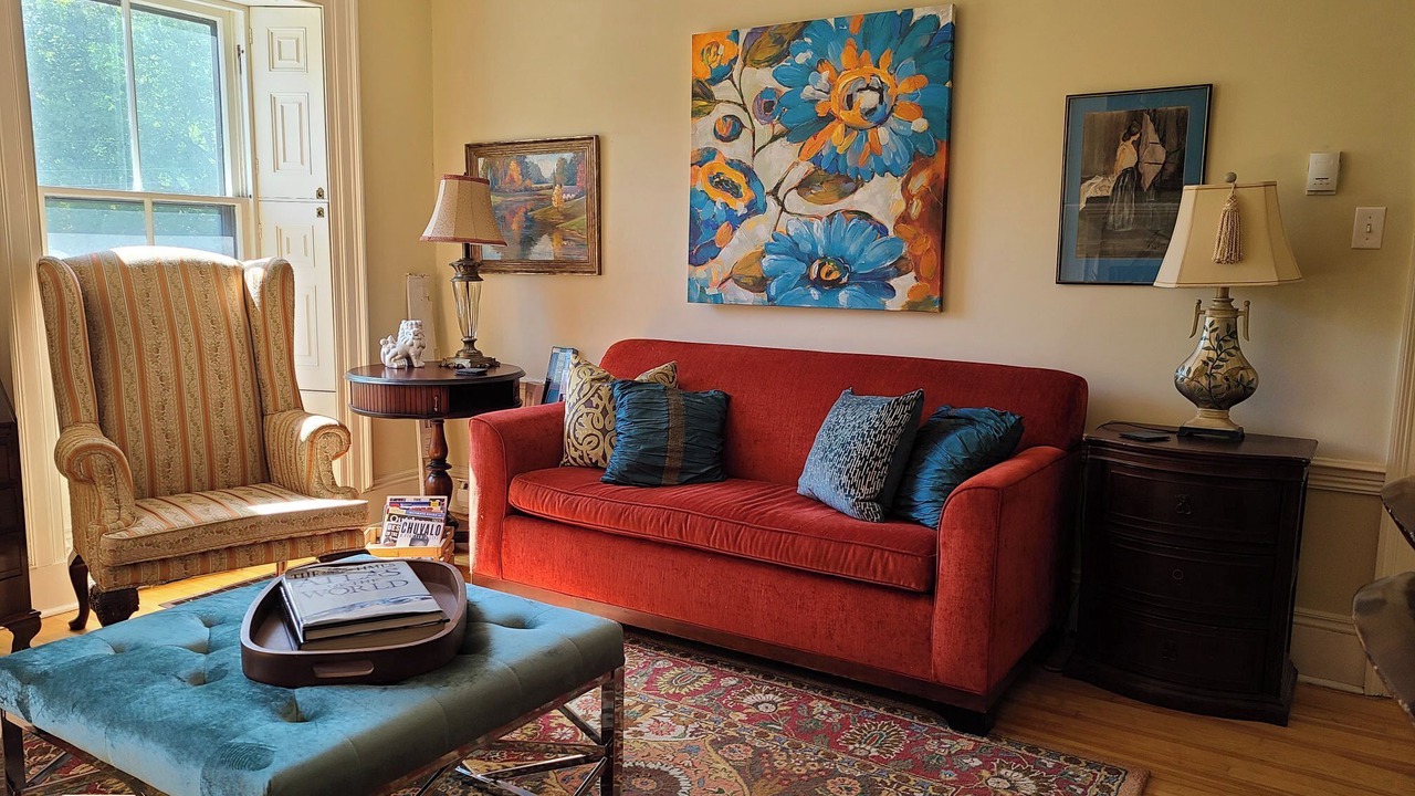 Photo of Livingroom in Downtown Halifax