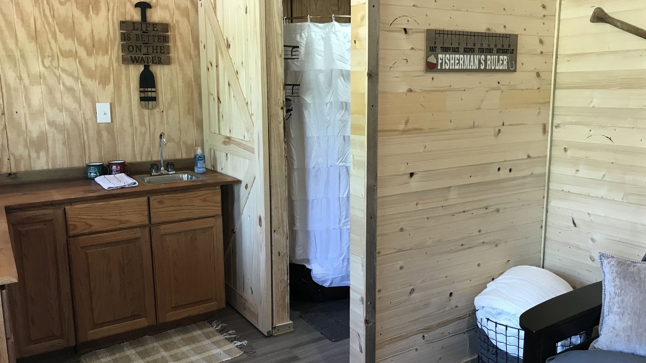 Photo of Bedroom in Lamont