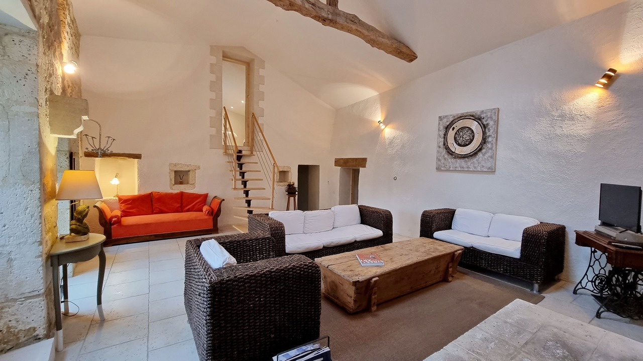 Photo of Livingroom in Roullet-Saint-Estephe