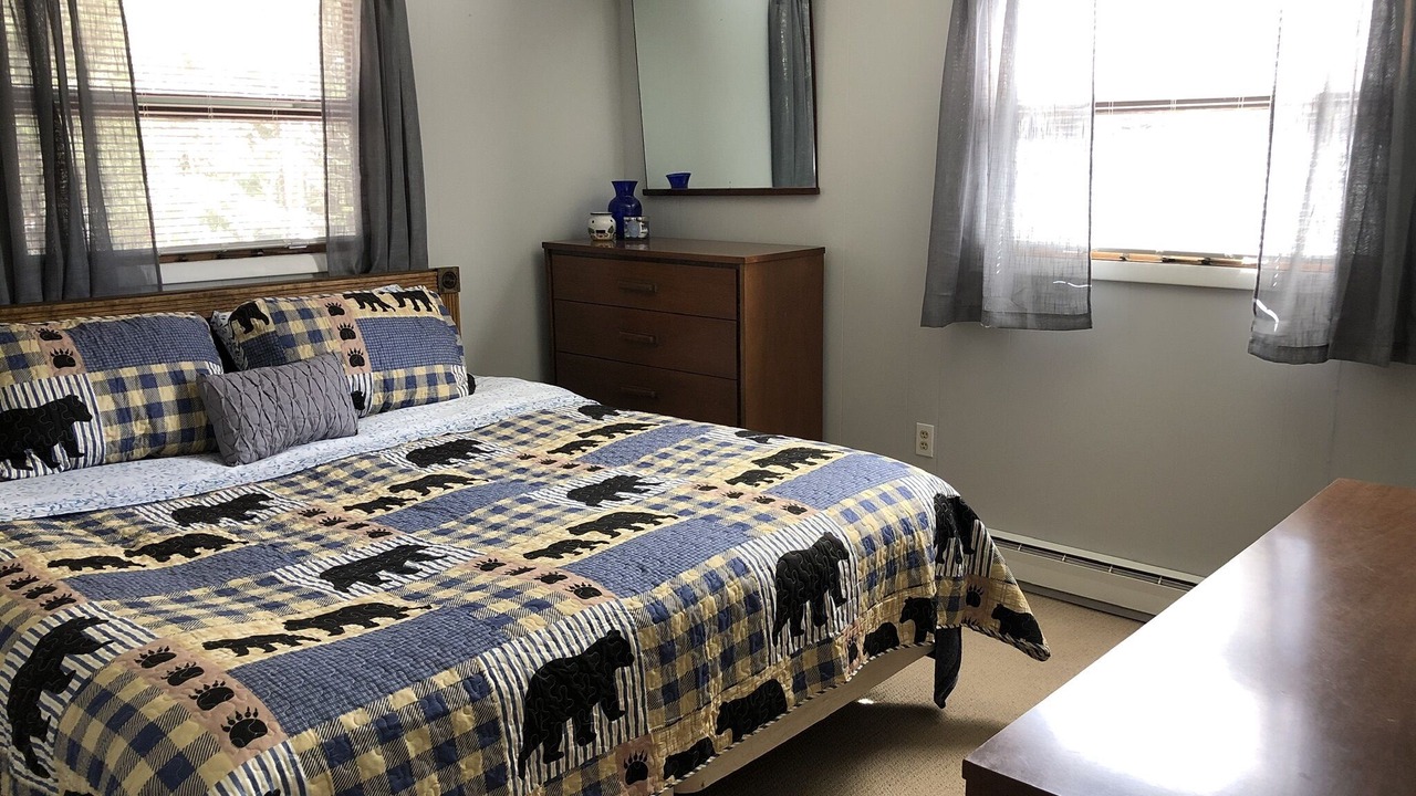 Photo of Bedroom in Pocono Pines