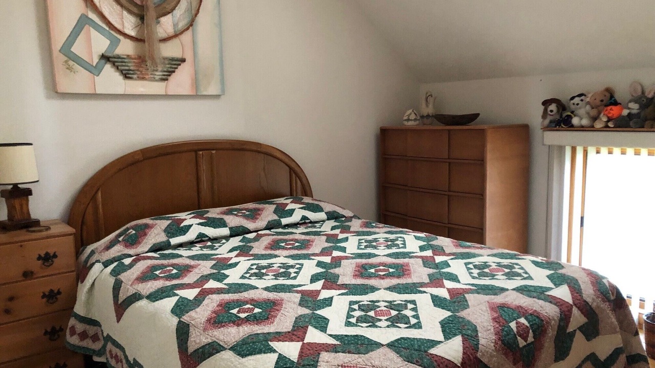 Photo of Bedroom in Lakeside