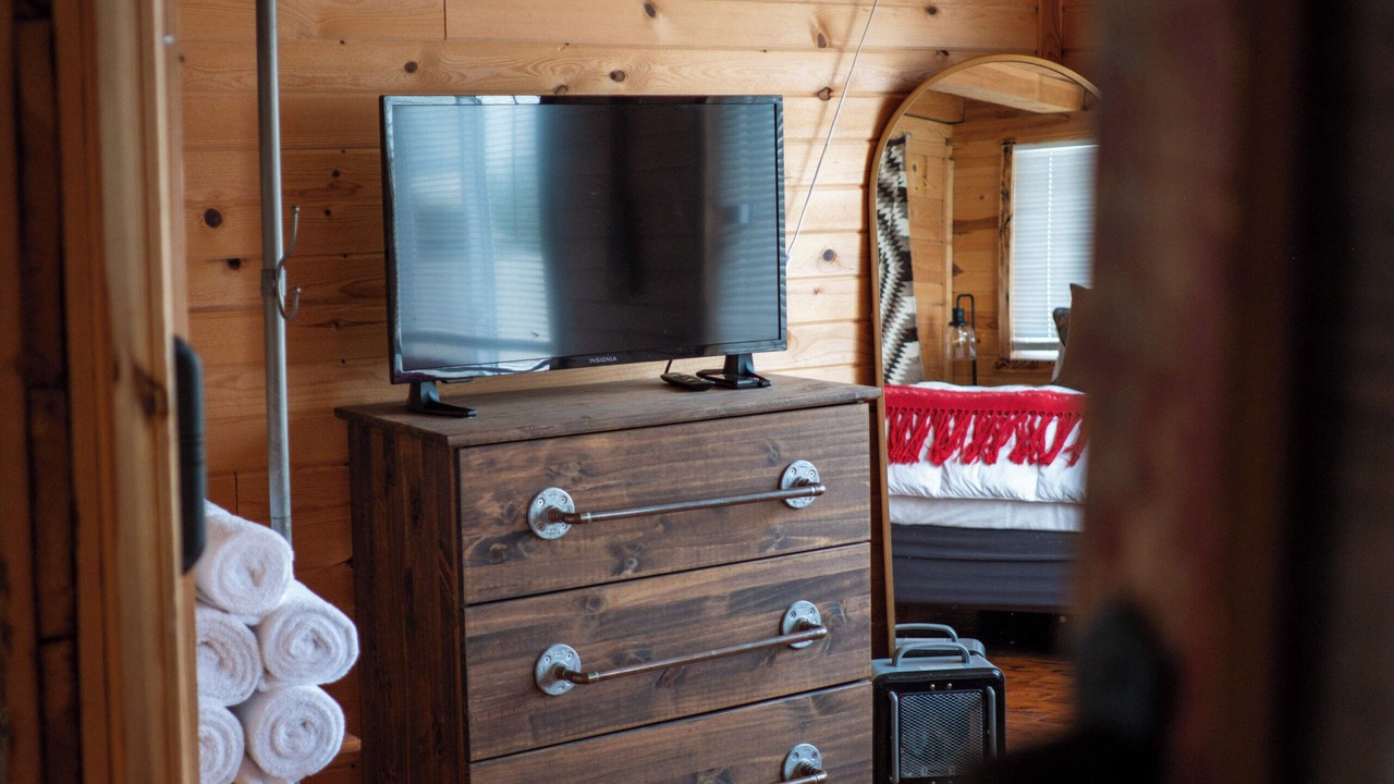 Photo of Bedroom in Poweshiek County