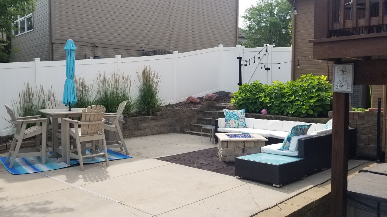 Photo of Outdoor in Elkhorn