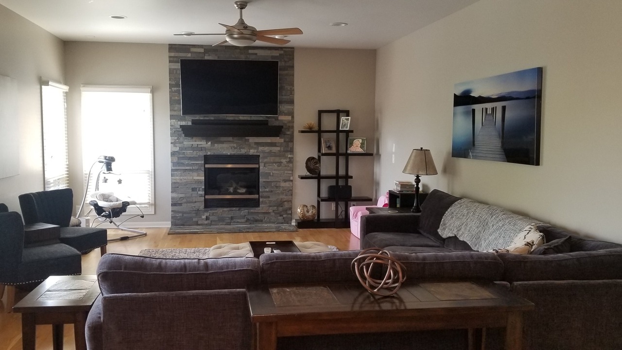 Photo of Livingroom in Elkhorn