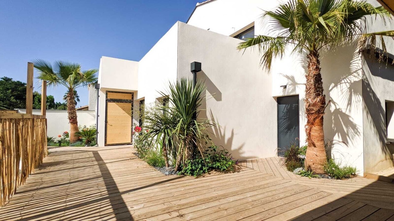 Photo of Outdoor in Colombiers