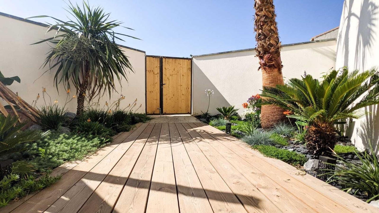 Photo of Patio Balcony in Colombiers