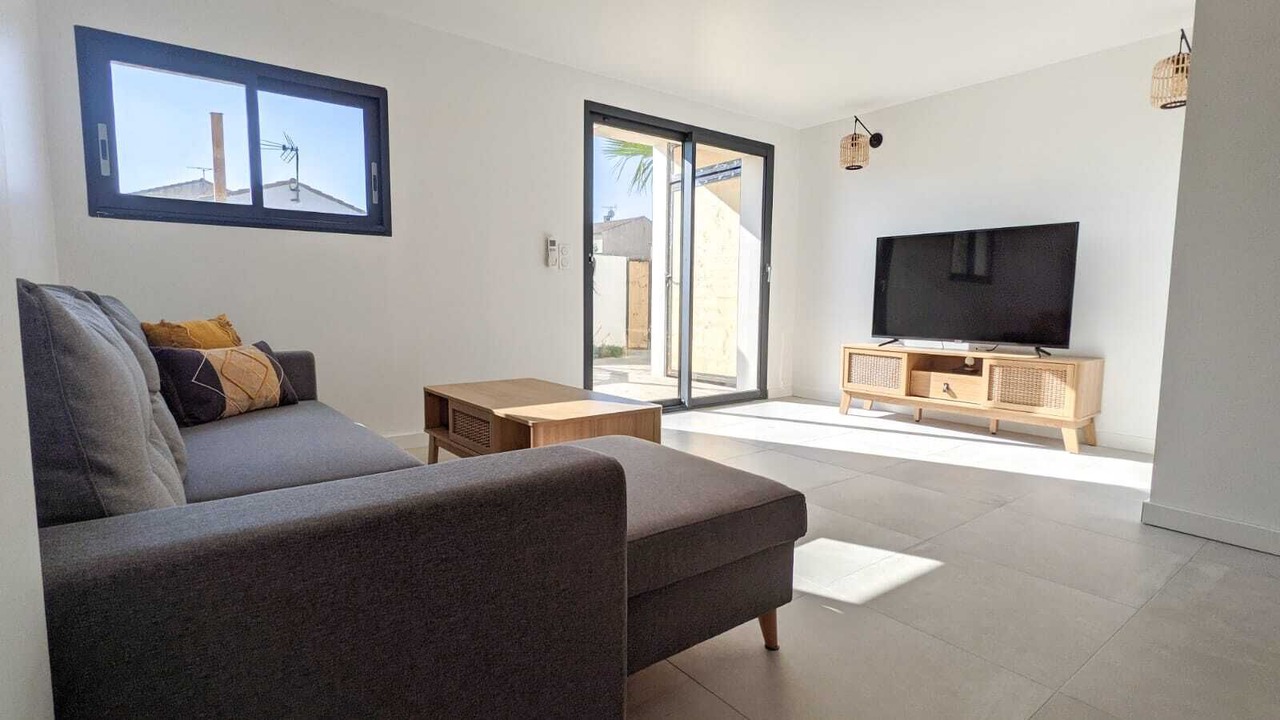 Photo of Livingroom in Colombiers