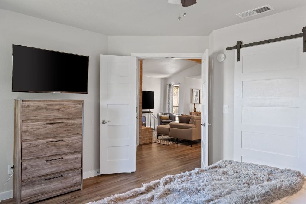 Photo of Livingroom in Bedford
