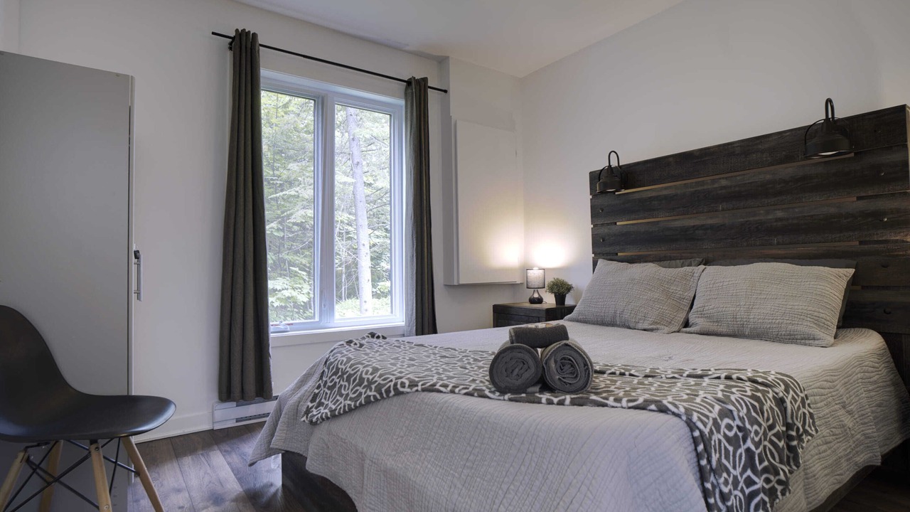 Photo of Bedroom in Chertsey
