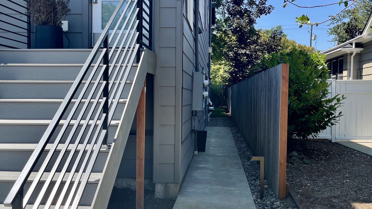 Photo of Outdoor in Alberta Arts District
