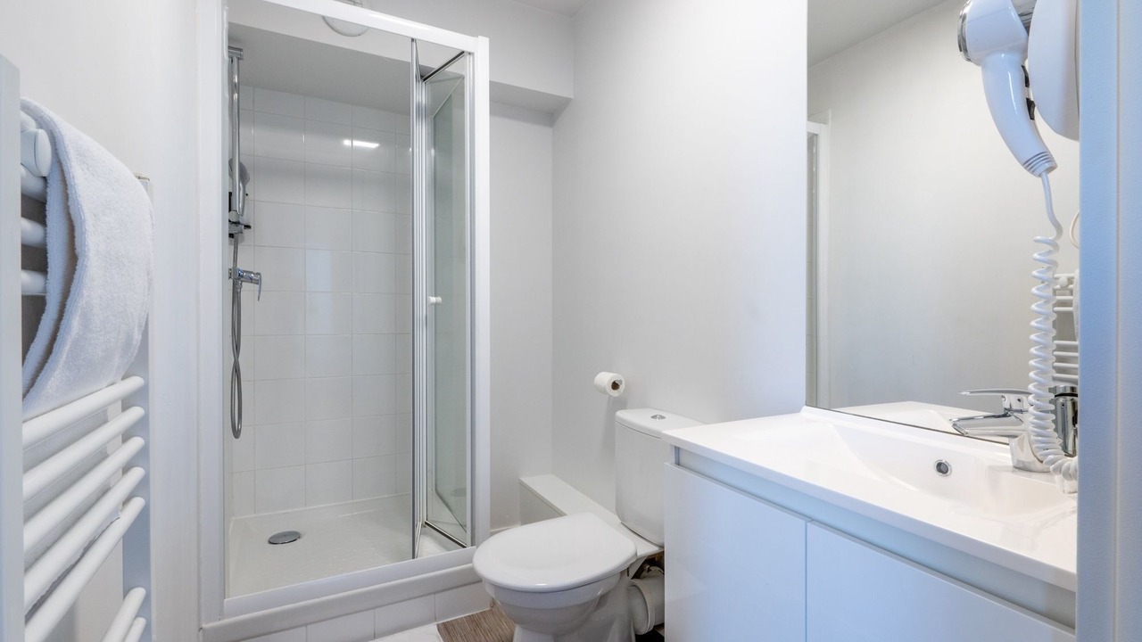 Photo of Bathroom in Beaulieu-Mangin