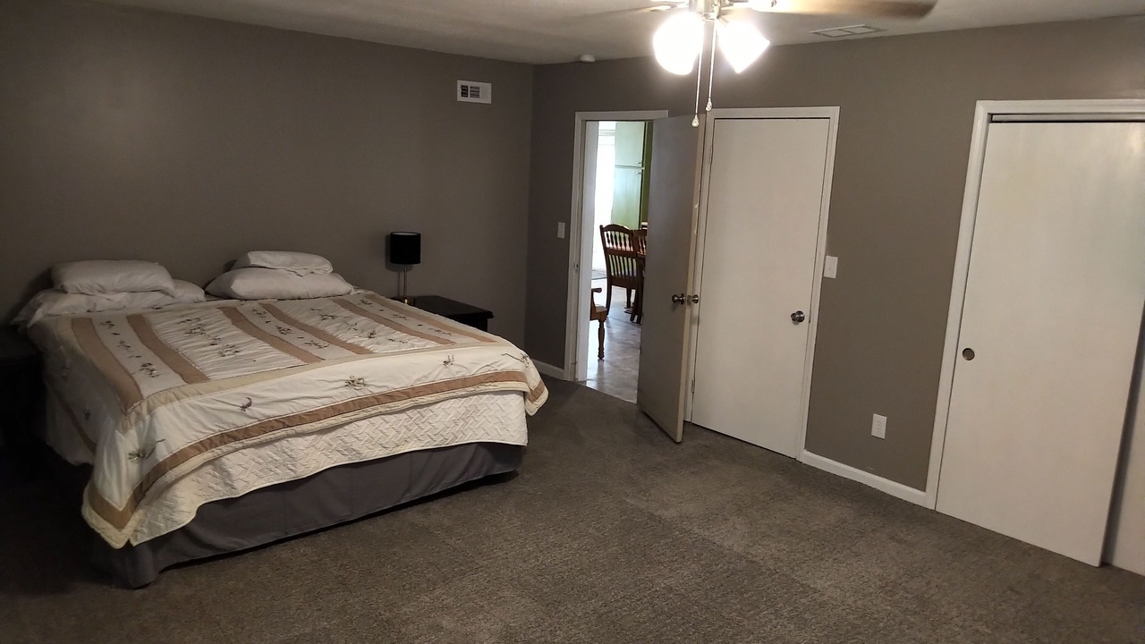 Photo of Bedroom in Johnson County