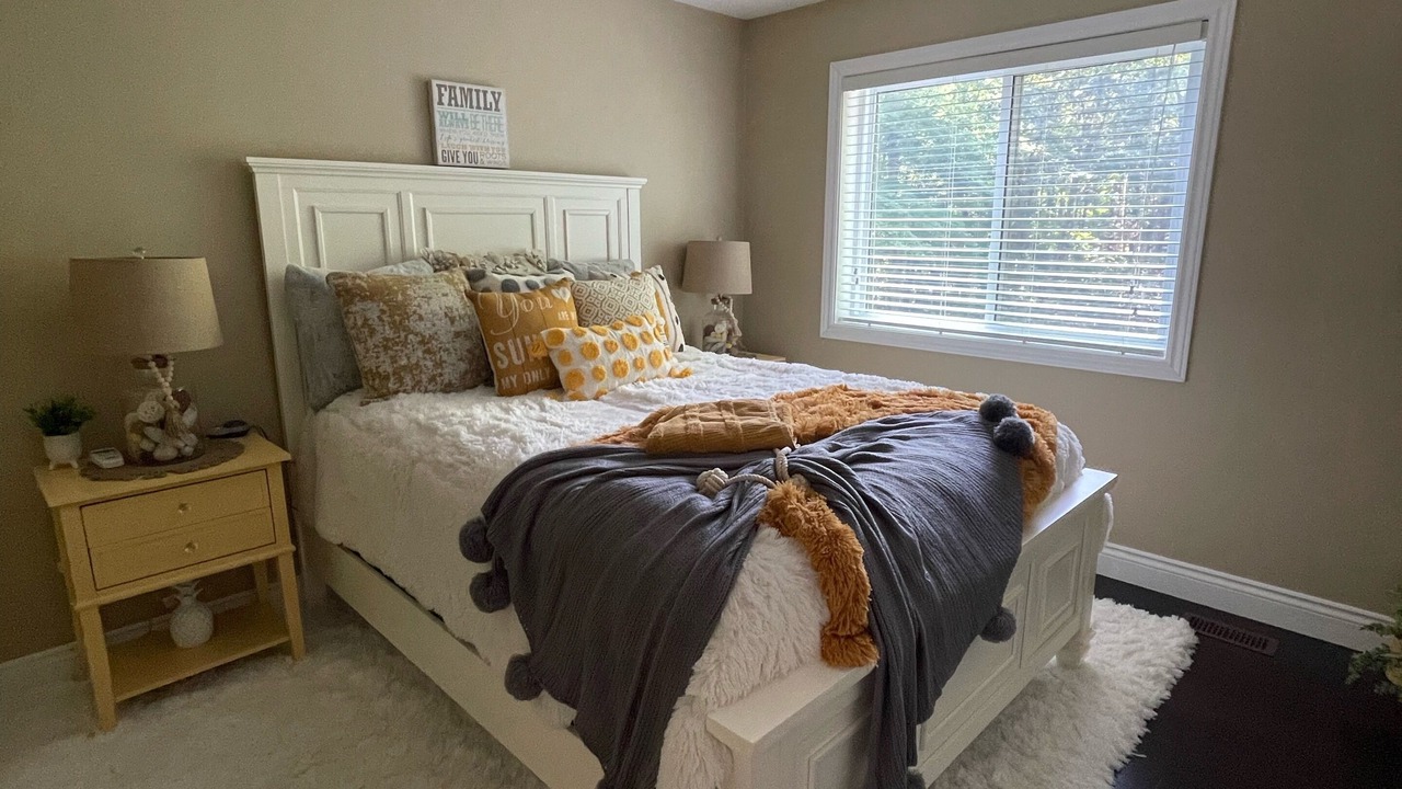 Photo of Bedroom in Minden Hills