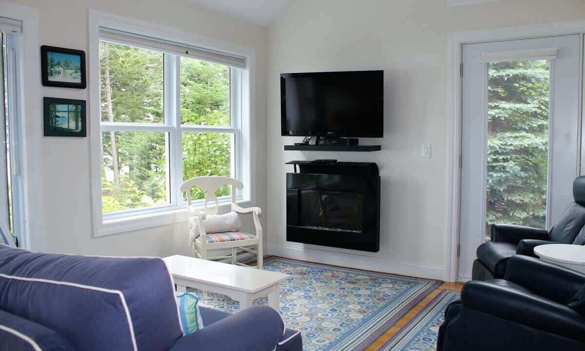 Photo of Livingroom in Hancock Point