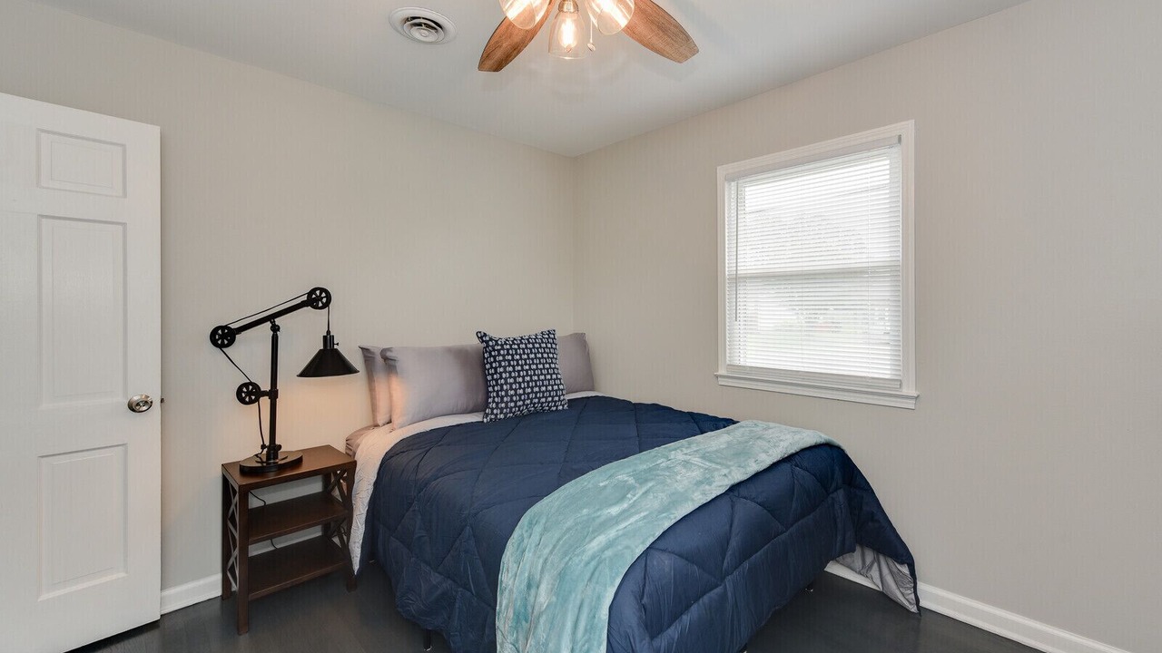 Photo of Bedroom in Newport News