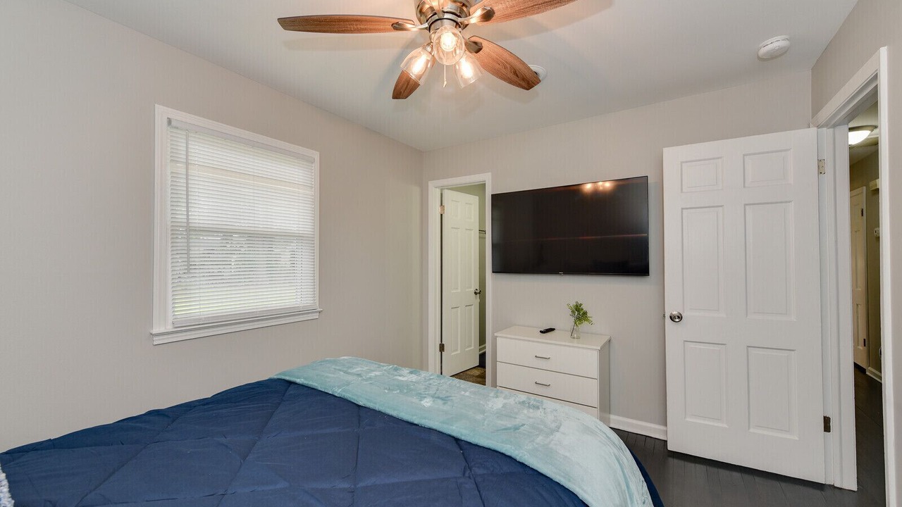 Photo of Bedroom in Newport News