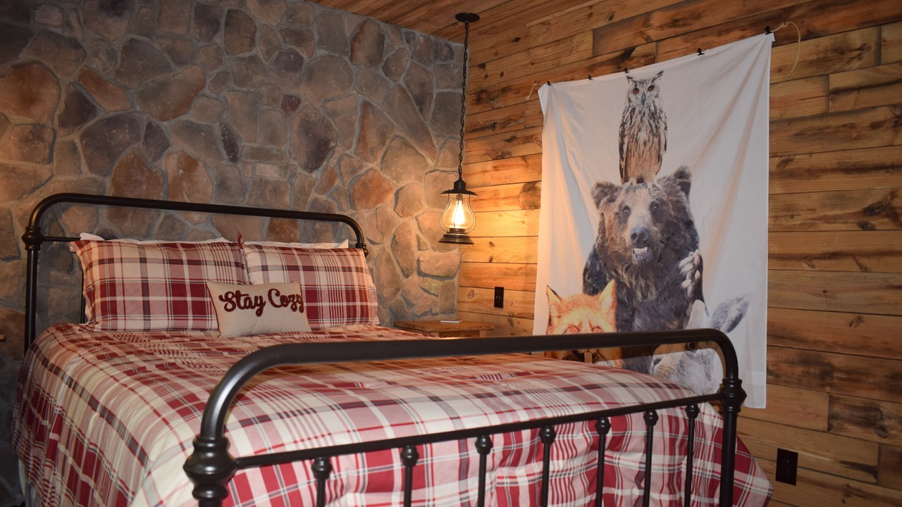 Photo of Bedroom in Canadensis