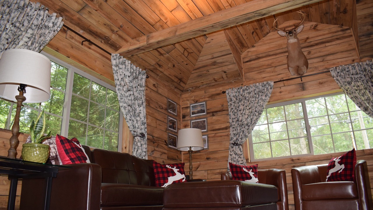 Photo of Others in Canadensis