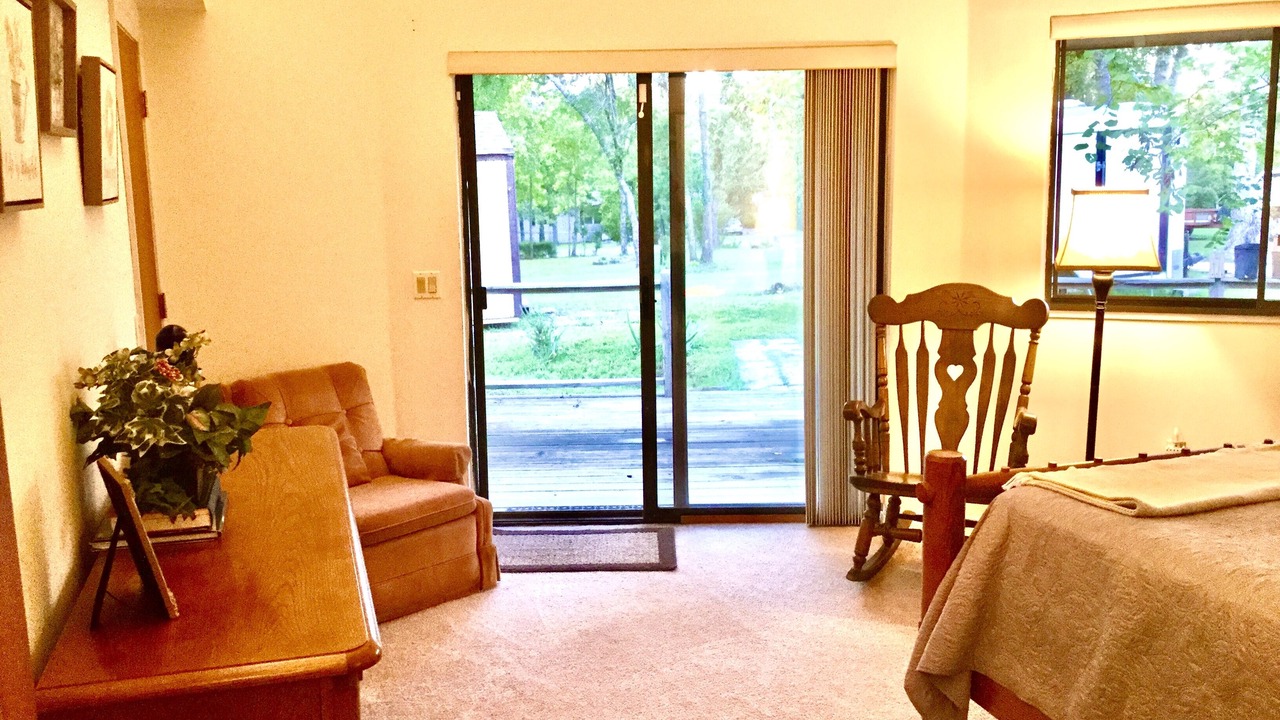 Photo of Bedroom in Cookson