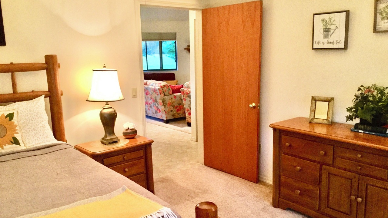 Photo of Bedroom in Cookson