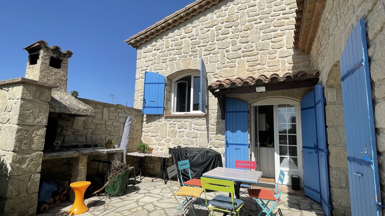 Photo of Outdoor in Thezan-les-Beziers