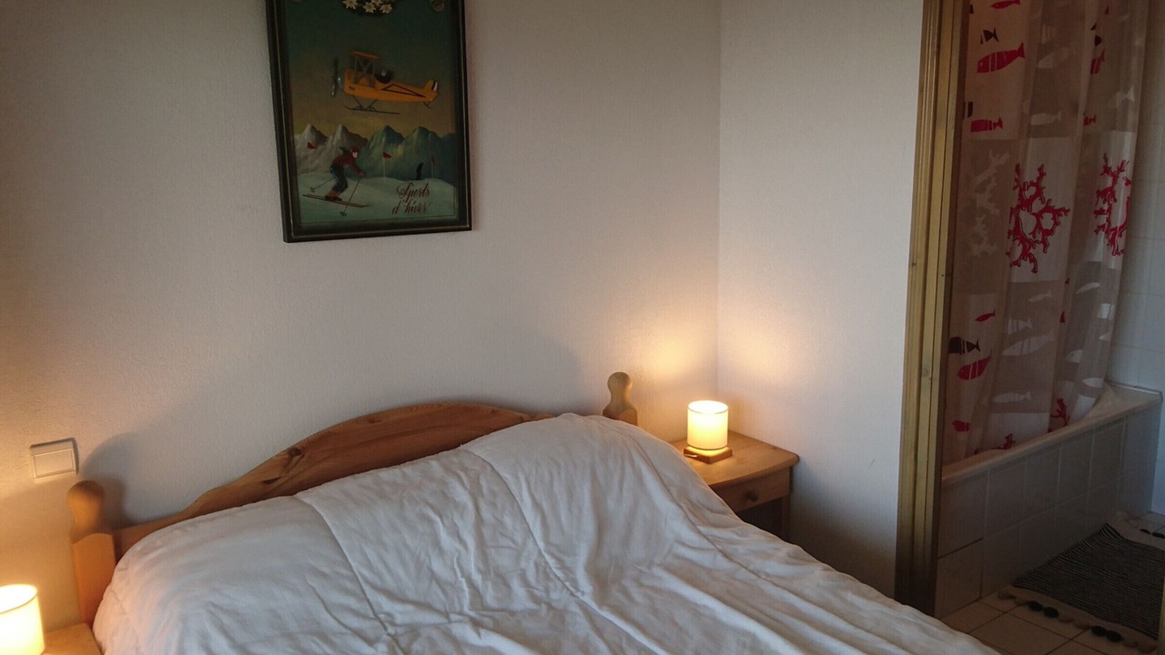 Photo of Bedroom in Arc-1800